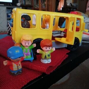 Fisher-Price Yellow School Bus with Colorful Figures